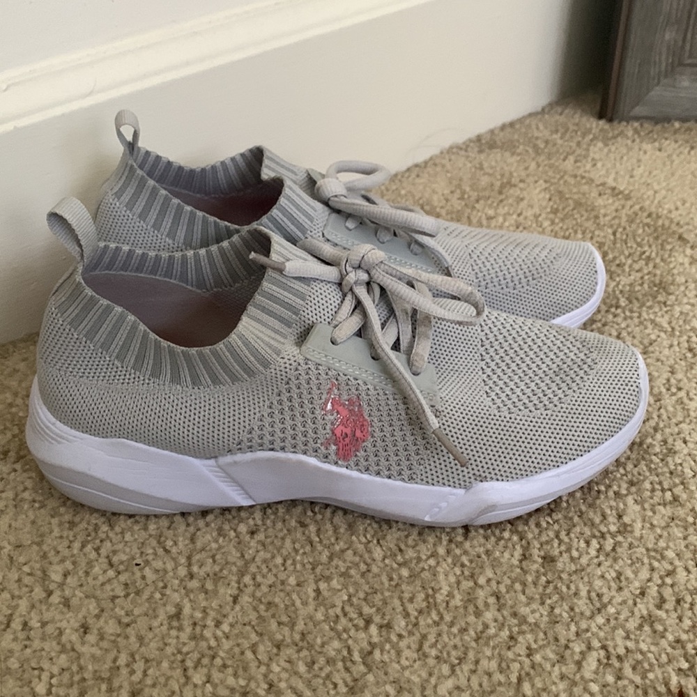 Shoes - Picture 2 of 2